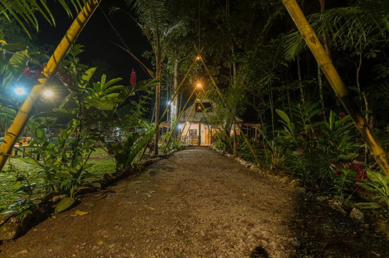 Nawal Hotel Lanquin Bagian luar foto