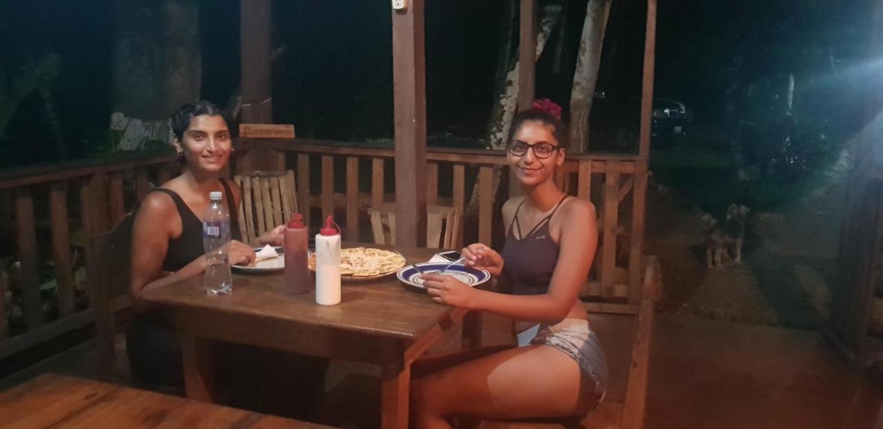 Nawal Hotel Lanquin Bagian luar foto